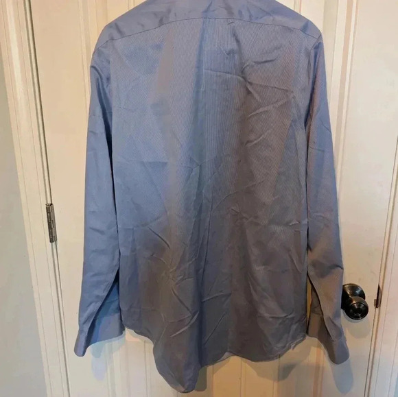 Calvin Klein button down shirt - Picture 3 of 4